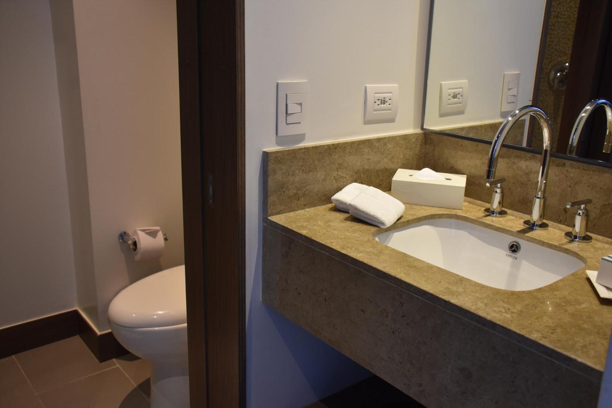 Hampton By Hilton Bogota Usaquen Zewnętrze zdjęcie