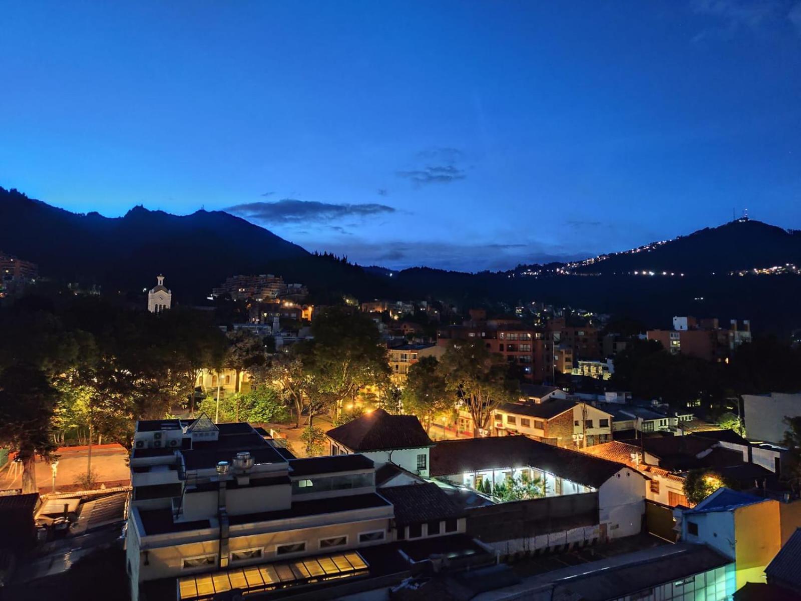 Hampton By Hilton Bogota Usaquen Zewnętrze zdjęcie