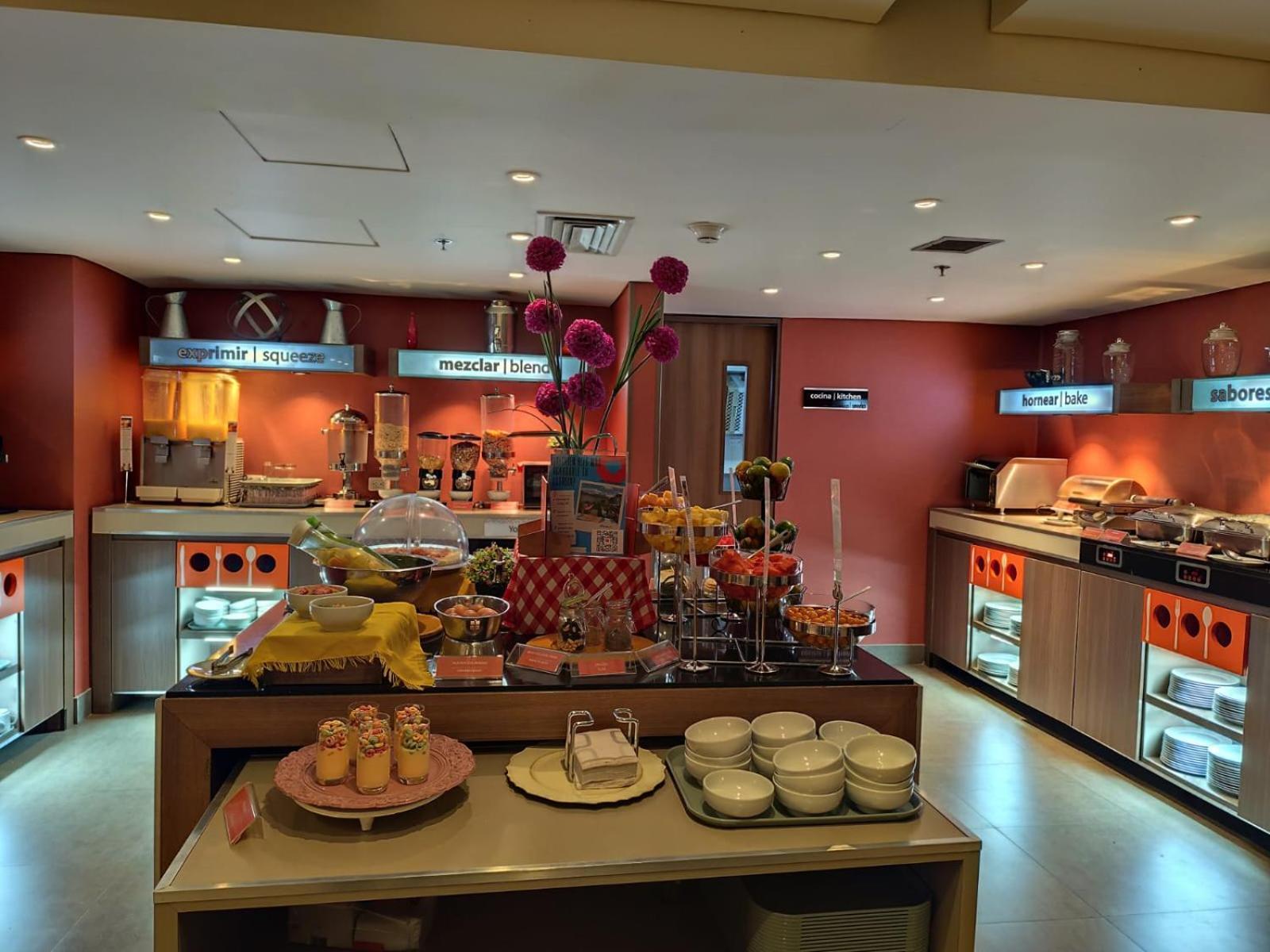 Hampton By Hilton Bogota Usaquen Zewnętrze zdjęcie